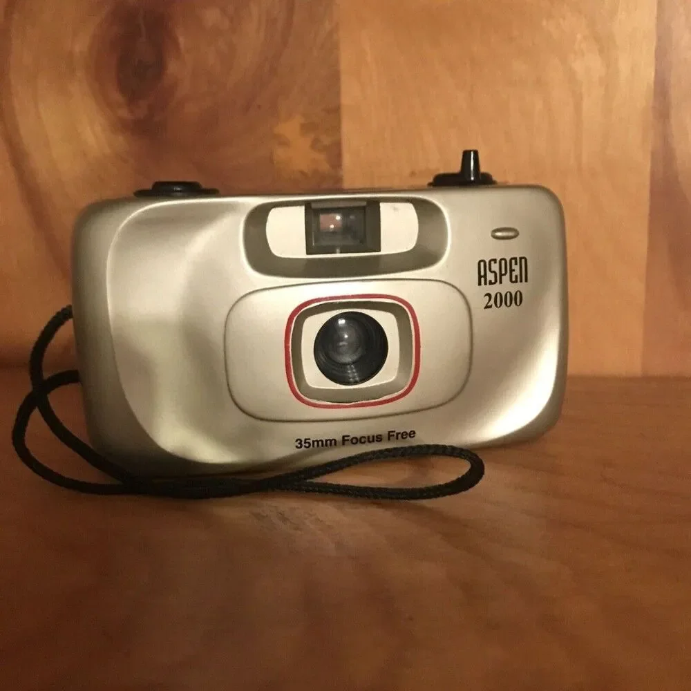 Vintage Aspen 2000 35mm Camera - UnTested Maybe for Display or Decor?